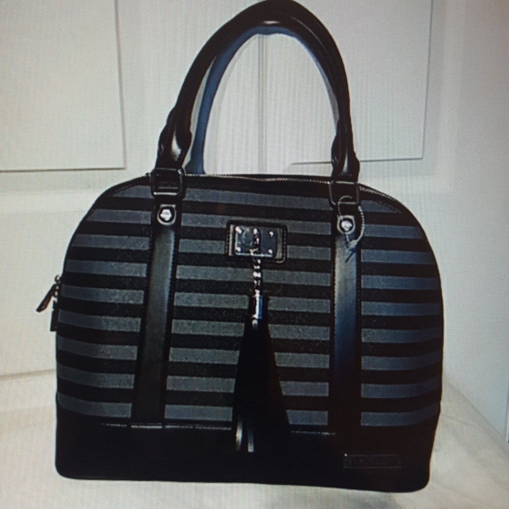 ADRIENNE VITTADINI BAG