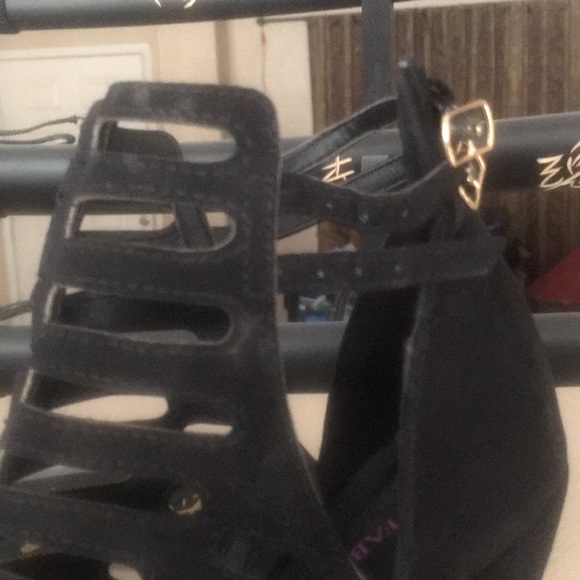 Just Fab shoe - Picture 3 of 3