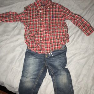 Cute outfit bundle .👕👖