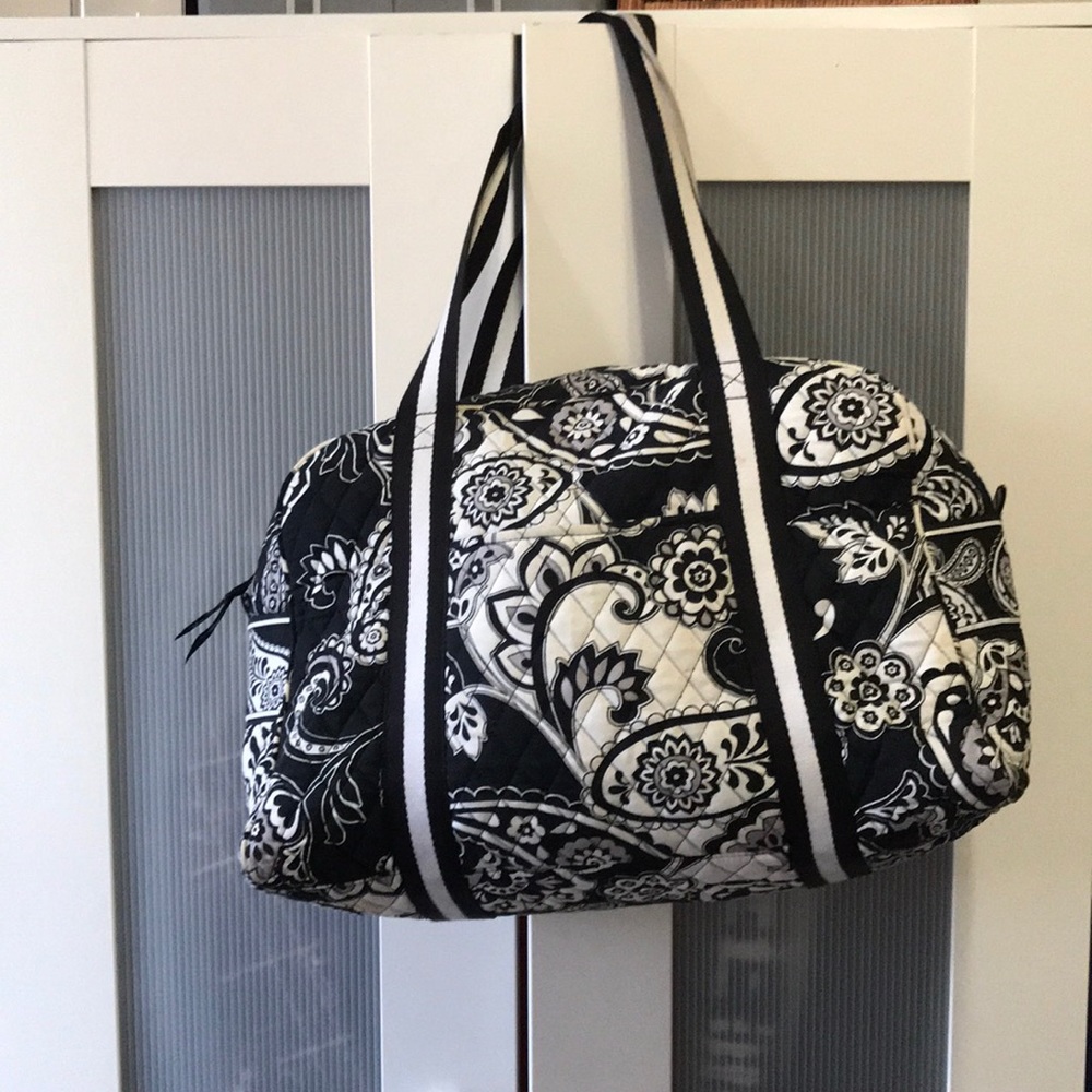 Vera Bradley B&W Weekender bag