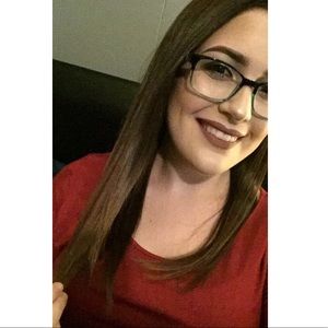 Meet your Posher, Jade