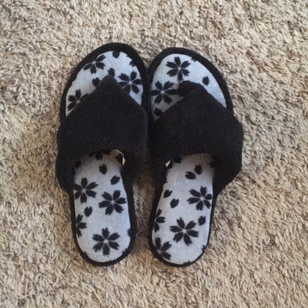Black and gray-ish blue slippers