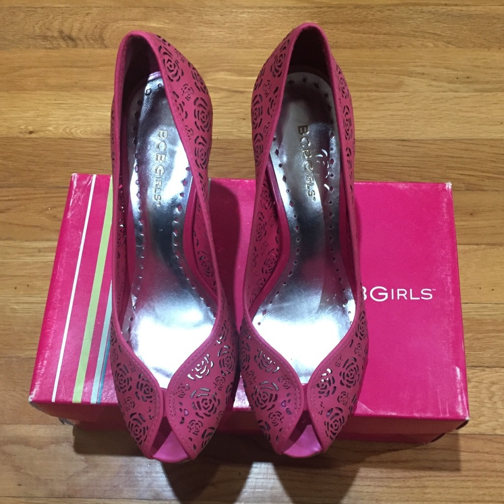 BCBG Heels size 9 1/2 worn once Pink