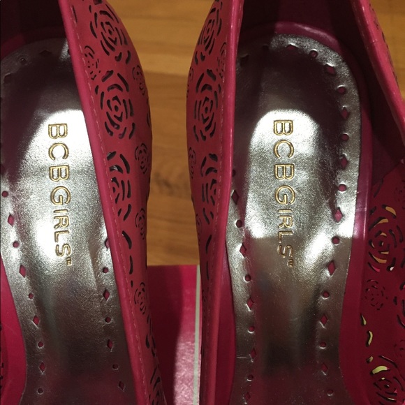 BCBG Heels size 9 1/2 worn once Pink - Picture 5 of 6