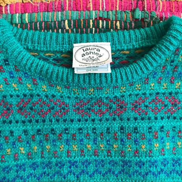 Vintage Laura Ashley wool OS sweater - Picture 2 of 4