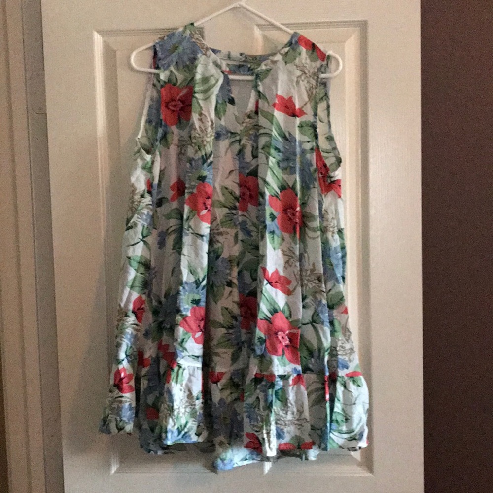 Long floral tunic