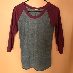 Brandy Melville baseball tee 💗