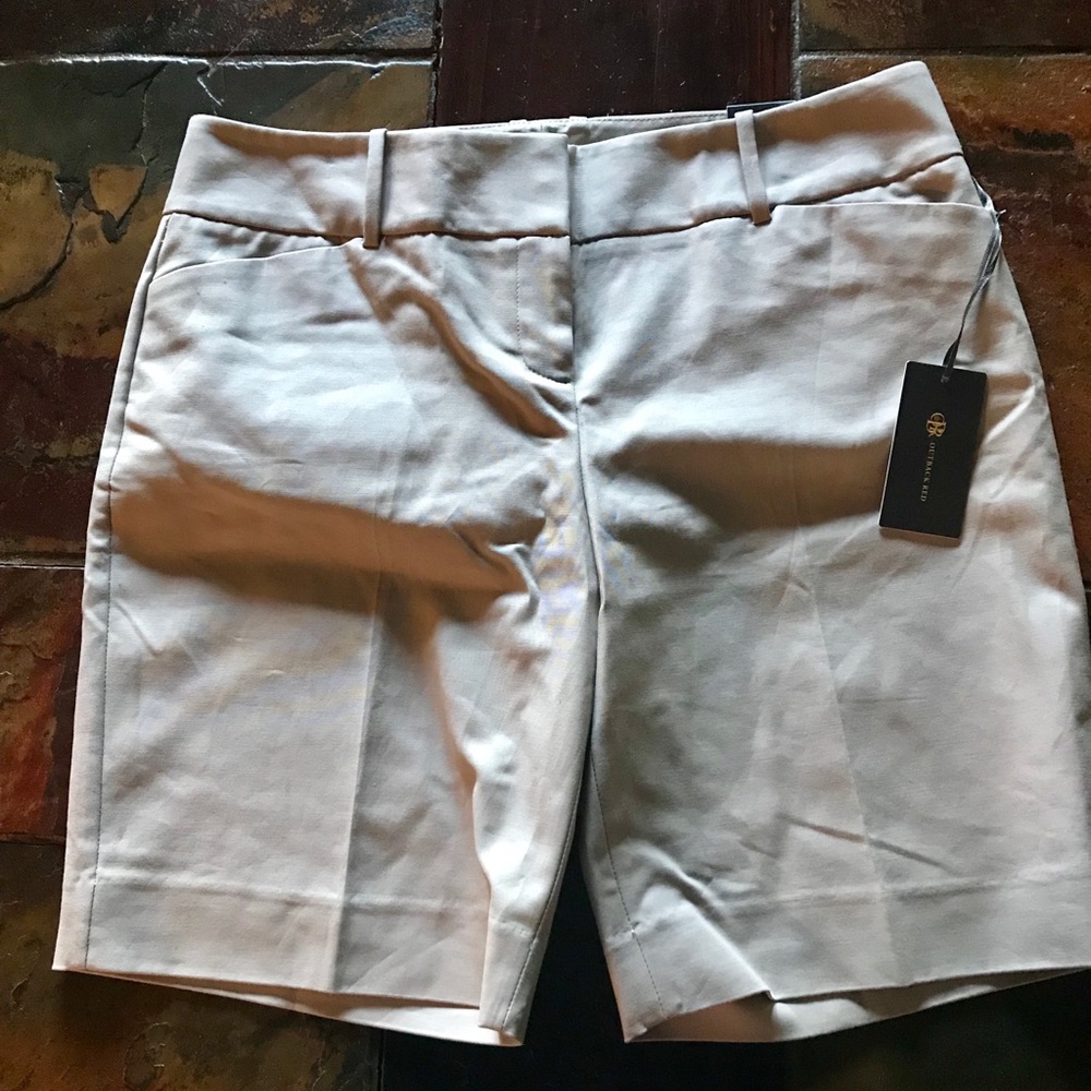 🔴NWT🔴The Limited Outback Red Metro Shorts