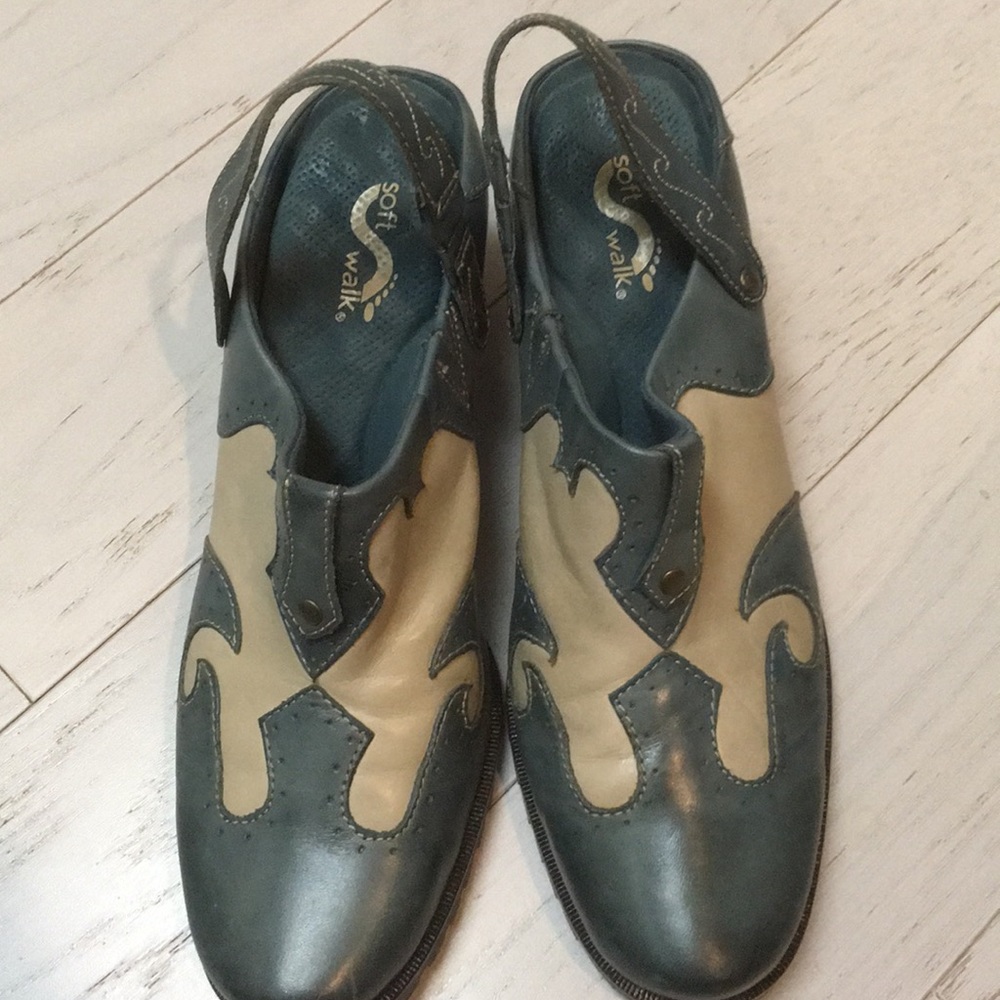 Shoes ladies soft walk size 12n leather almost new