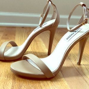 Steve Madden Nude Leather Heels
