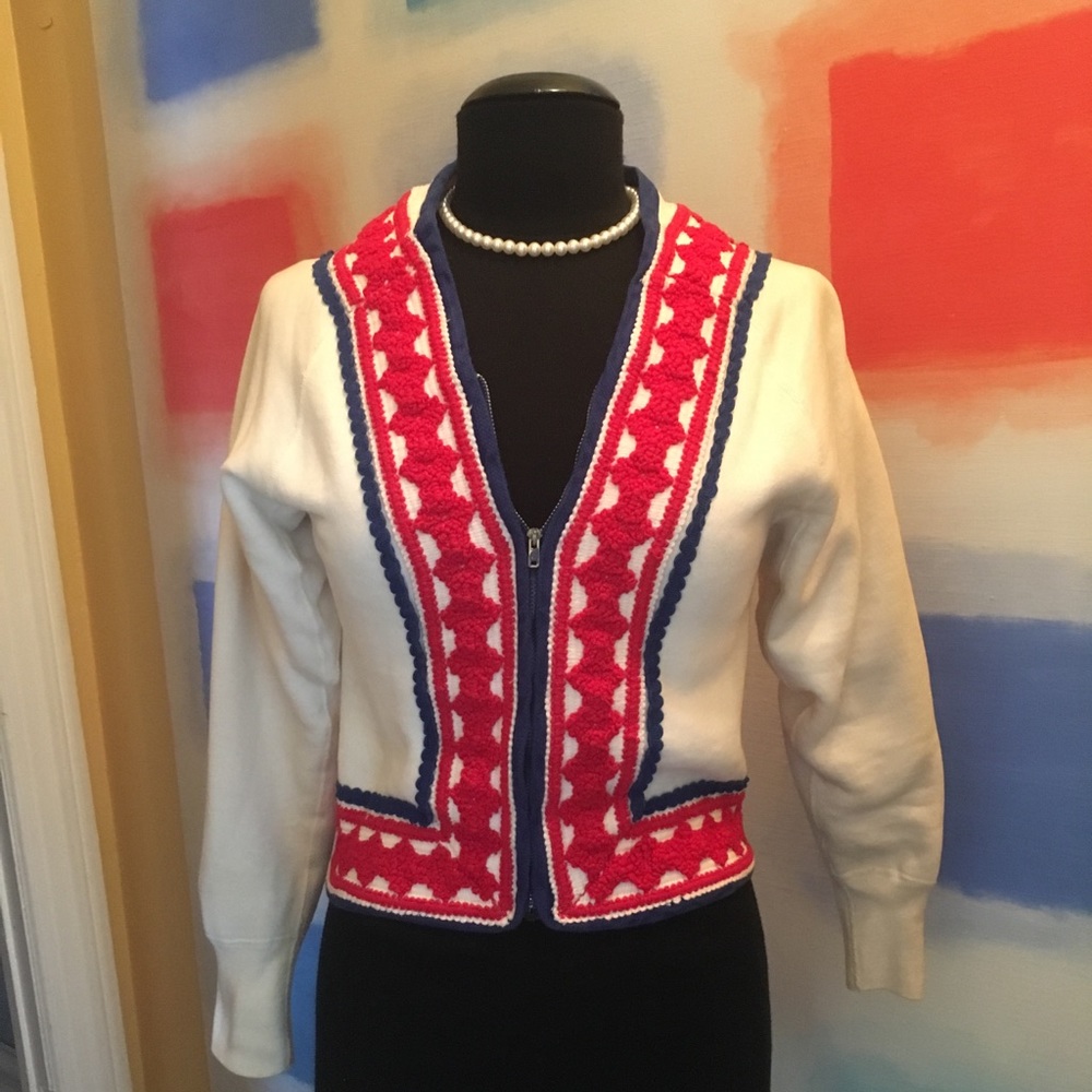 The Tennis Set 1950’s/ 1960’s Embroidered Sweater