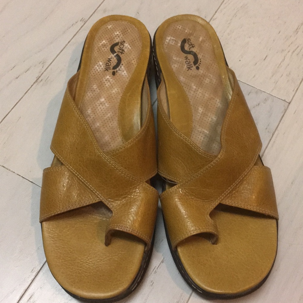 Ladies shoes