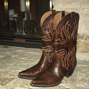 Brown Ariat Boots