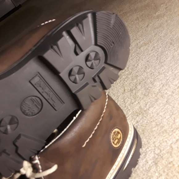 Timberland Boots - Picture 2 of 5