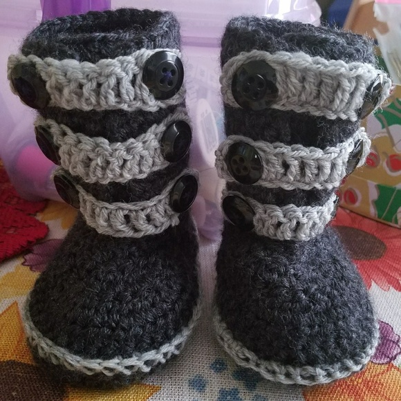 HANDMADE BABY CROCHET SETS - Picture 8 of 9