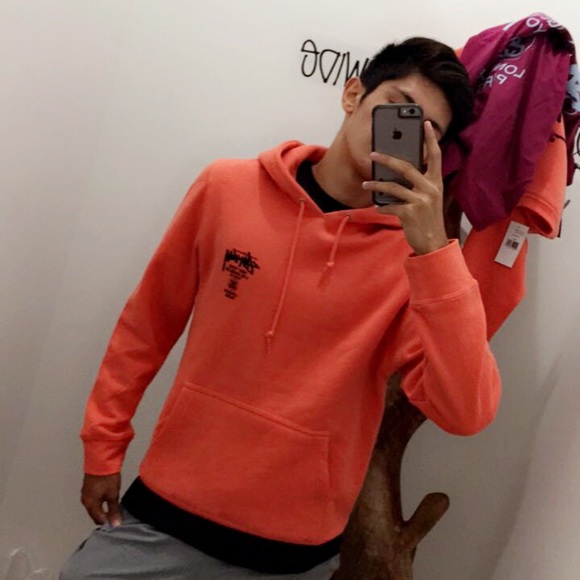 Meet your Posher, Lars - Picture 1 of 1