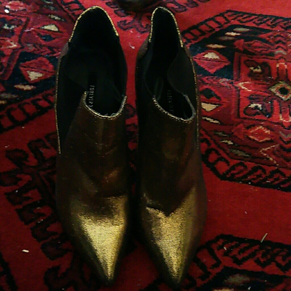 6 F21 Gold pointed toe ankle boots