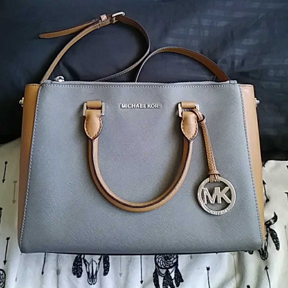 Michael kors sutton