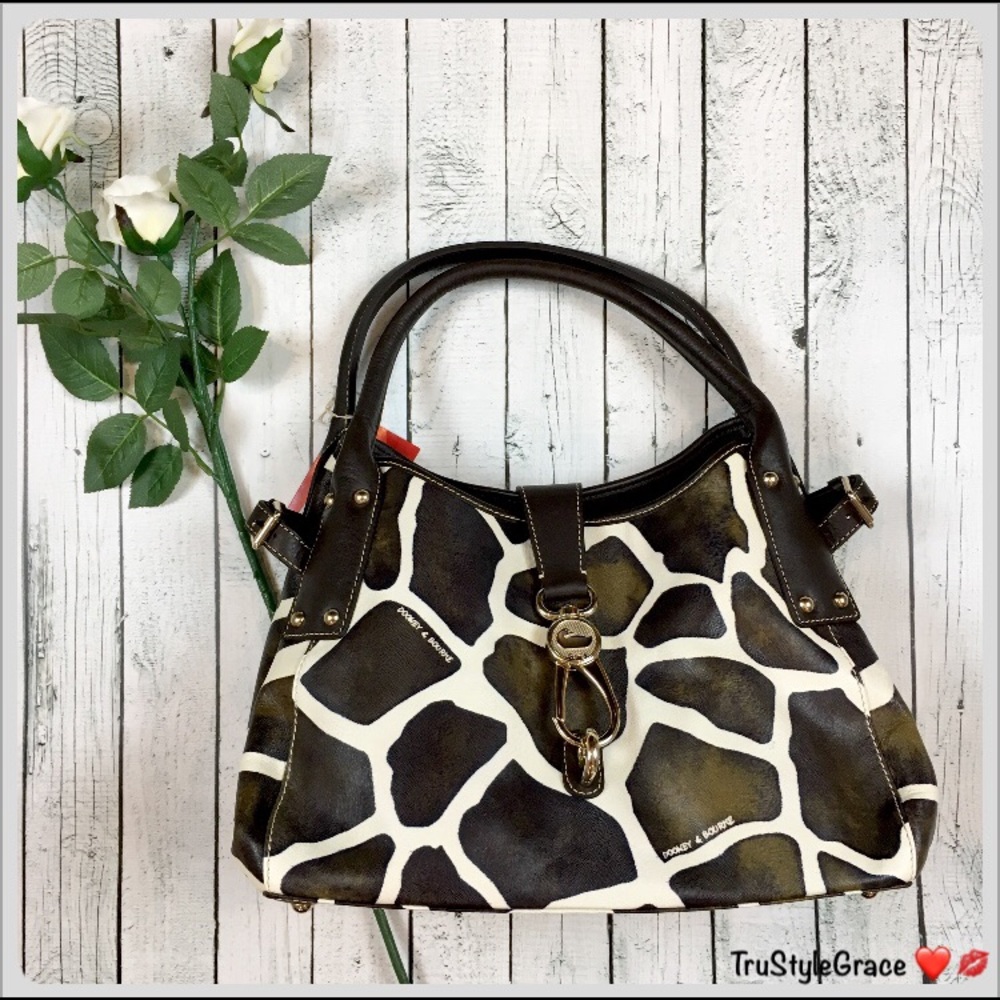 NWT🌹Dooney & Bourke Medium Logo Lock Satchel