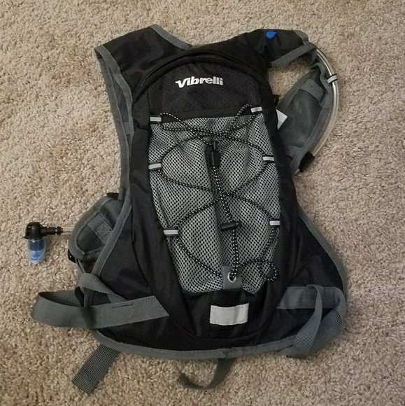 vibrelli hydration pack