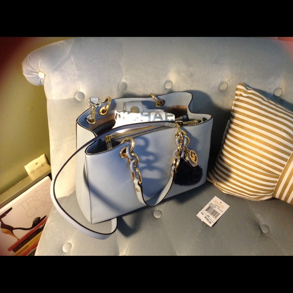 🤑Sale👜💝Michael Kors  Cynthia Satchel👛🎀
