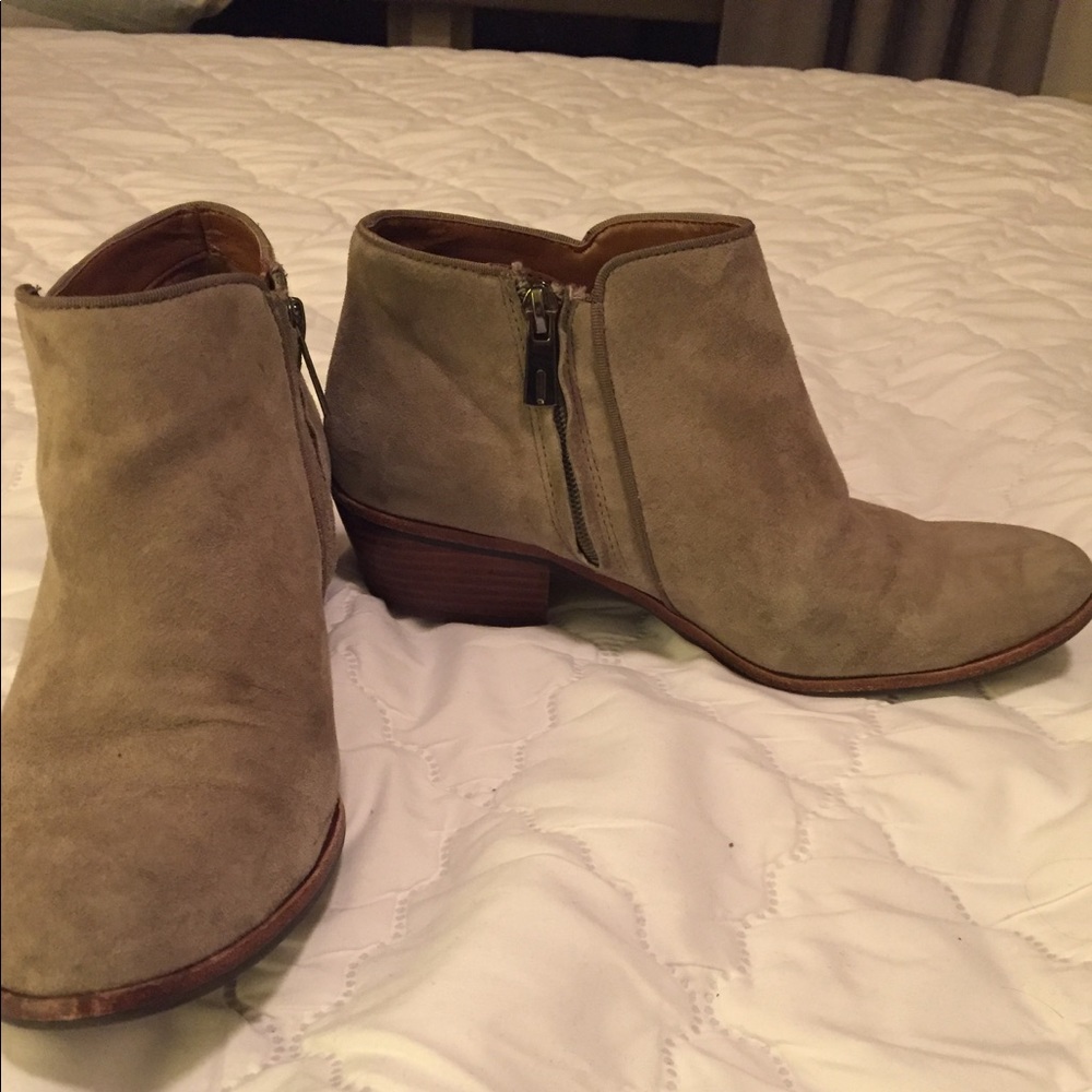 Sam Edelman Petty bootie size 8