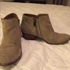 Sam Edelman Petty bootie size 8