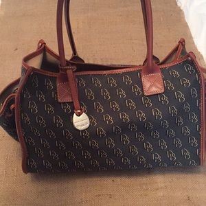 Dooney & Bourke bag