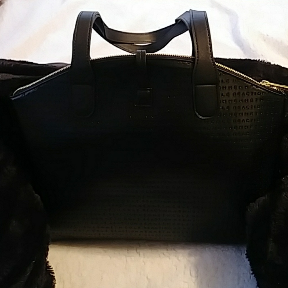 Purse - Picture 2 of 5