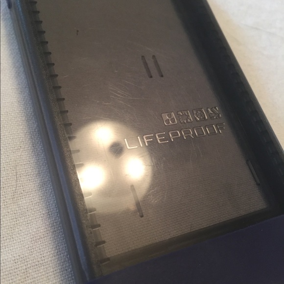 Lifeproof NUUD case IPhone 6/6s - Picture 3 of 3