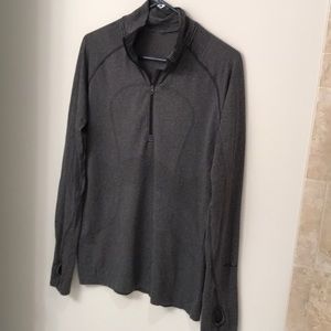 Lululemon gray long sleeve running shirt