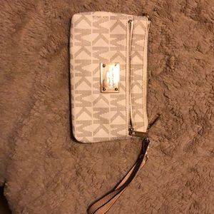 Micheal Kors clutch