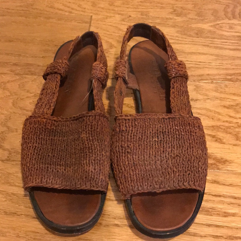 Leather Cole Haan sandals Size 8.5