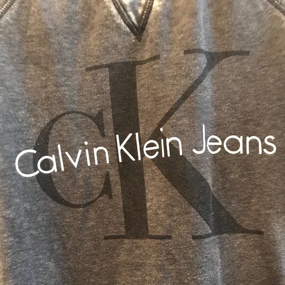 Calvin Klein grey acid wash sweatshirt - Picture 2 of 2