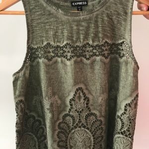 Express tank top