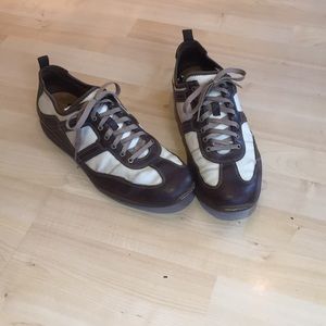 Cole Haan retro style sneaker! Nike air technology