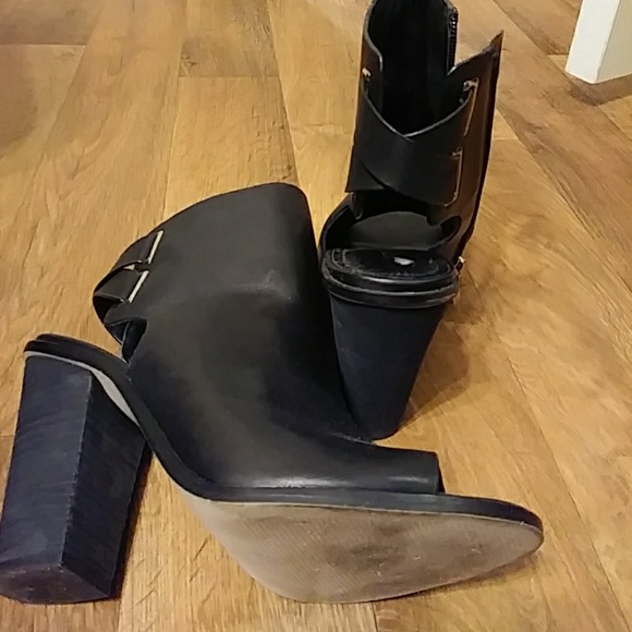 BCBG leather upper zipper booties. - Picture 2 of 4