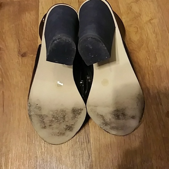 BCBG leather upper zipper booties. - Picture 3 of 4