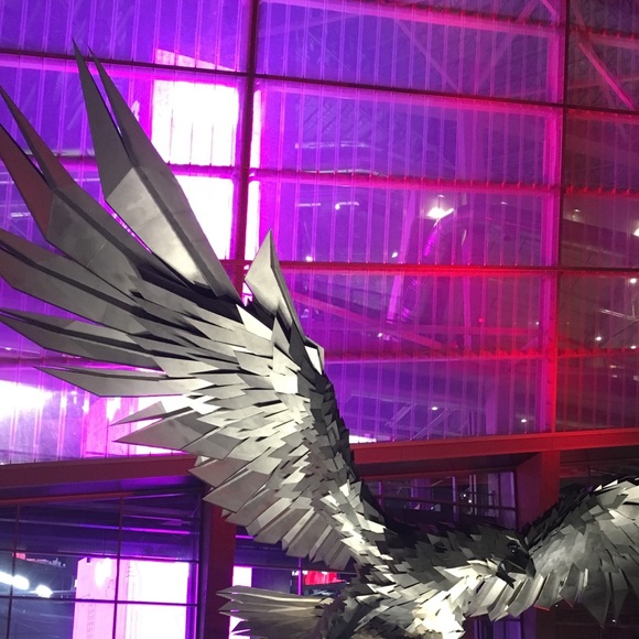 Meet your Posher, Kendall - Picture 1 of 1