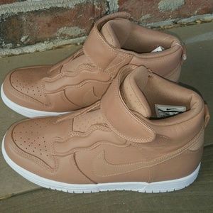 Nike Dunk High Ease Sz 7