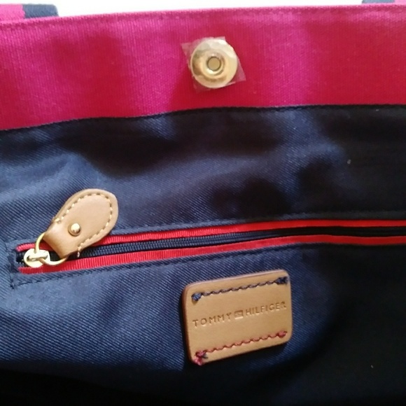 Pink Tommy Hilfiger tote - Picture 2 of 3