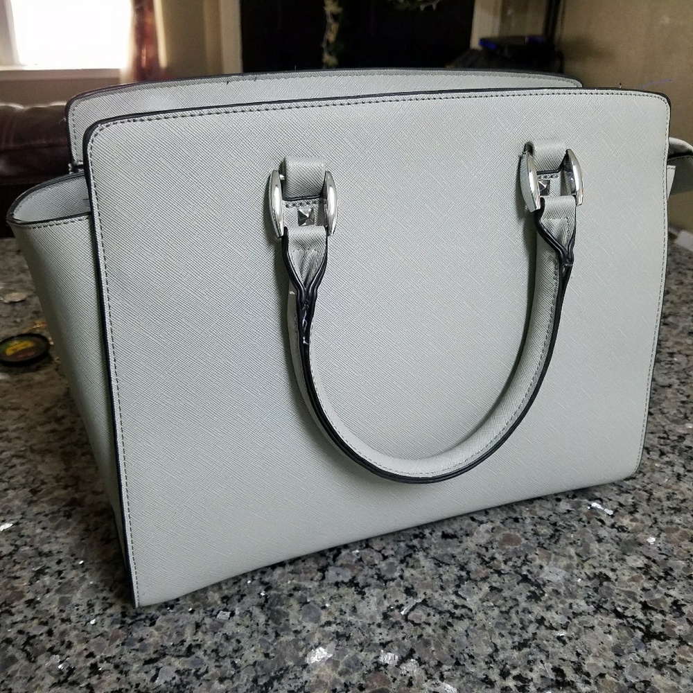 Merona purse