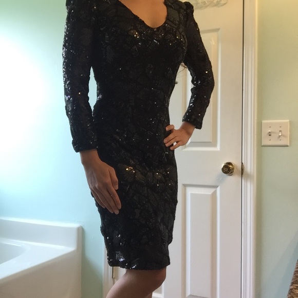 Cache sequin long sleeve cocktail party dress - Picture 5 of 5