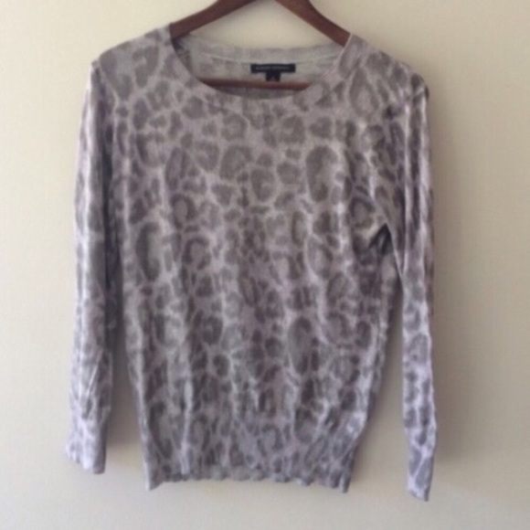 Banana Republic Animal Print Sweater - Picture 1 of 3