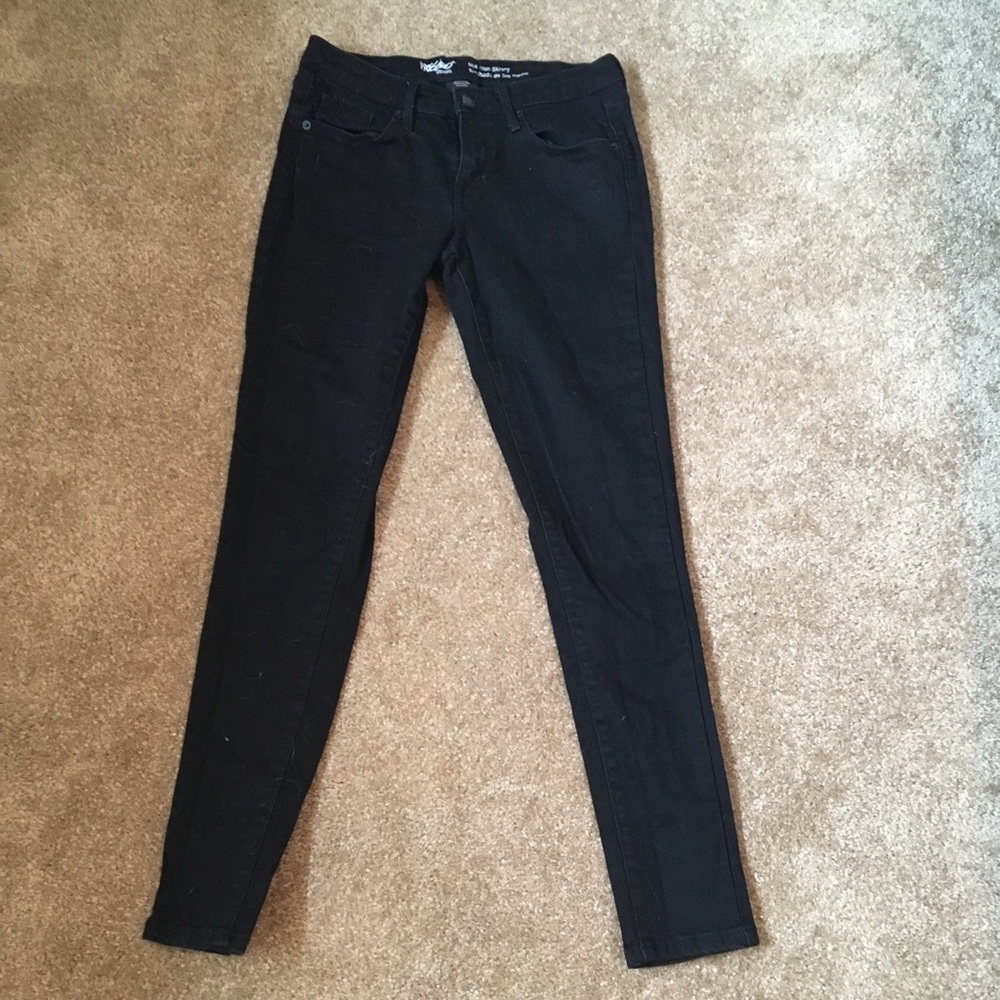 Black skinny jeans!