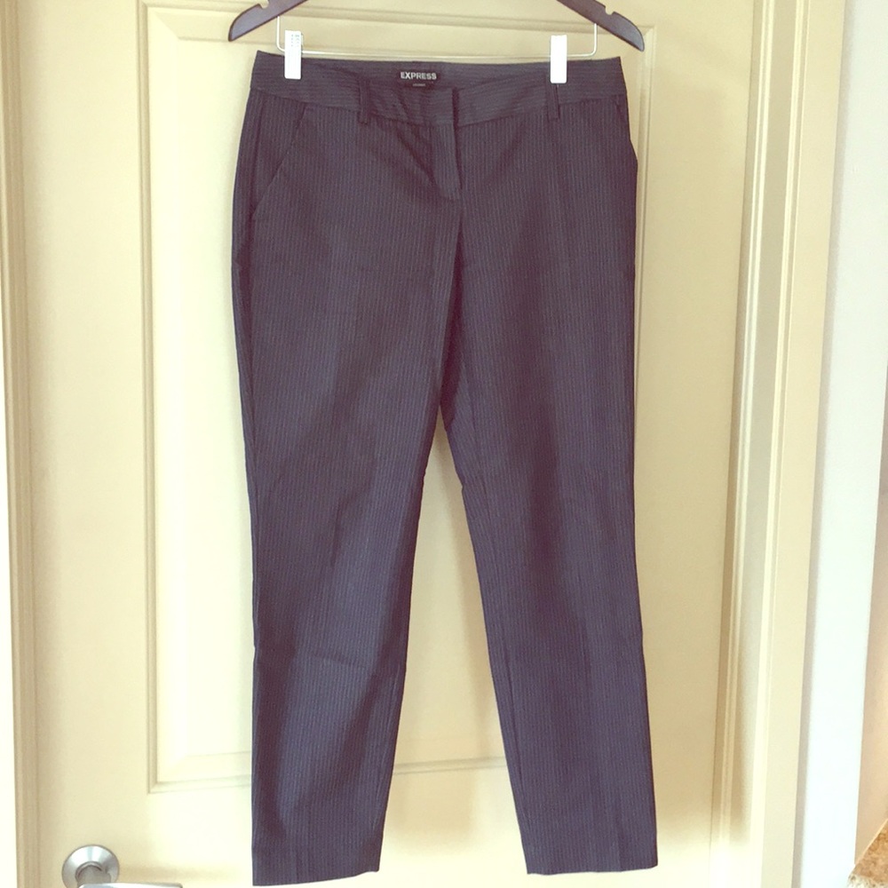 Express Columinist cropped ankle pants size 4R