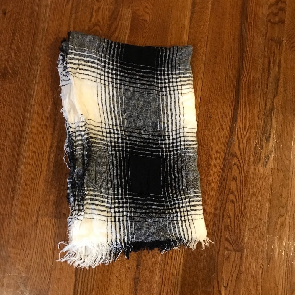 Plaid scarf