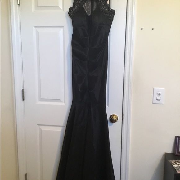 Size 4 Black Dress Xscape - Picture 2 of 8