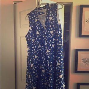 Blue patterned dress, cutout neckline, size 22