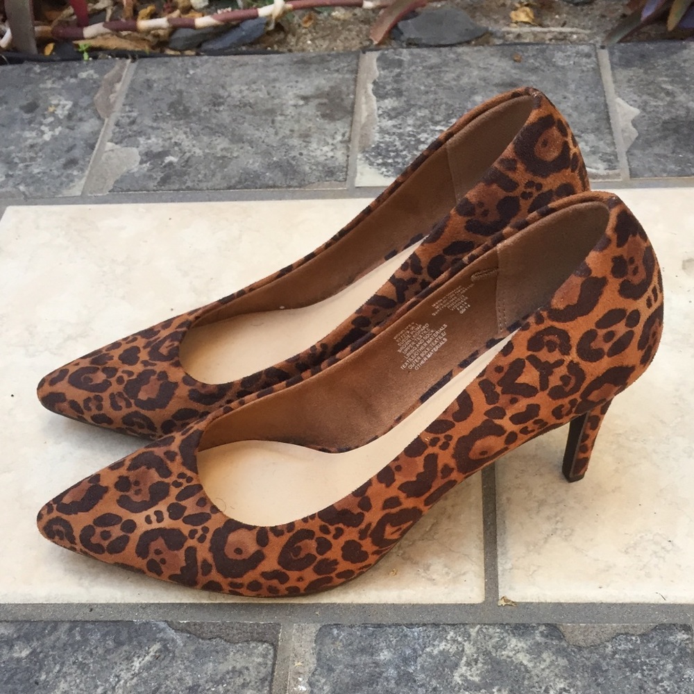 Old Navy Leopard Print Pumps Heels Size 9